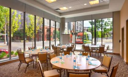 Hyatt House Portland / Downtown - image 4