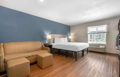 WoodSpring Suites Portland North Gresham - image 22