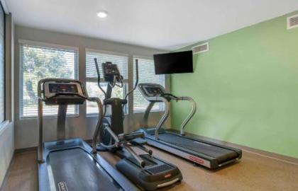 WoodSpring Suites Portland North Gresham - image 28