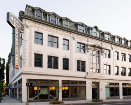 Hotel Grand Stark - image 3