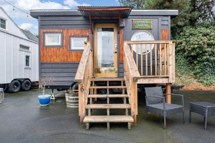 tiny Digs Bamboo House Oregon