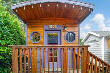 tiny Digs Boho Wagon House Portland Oregon