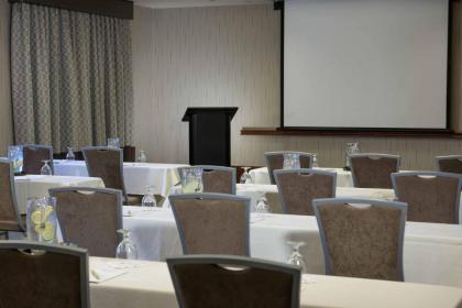 Hilton Garden Inn Portsmouth Downtown - image 10