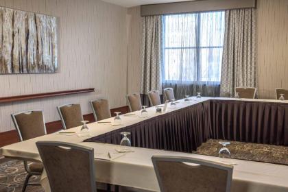 Hilton Garden Inn Portsmouth Downtown - image 13