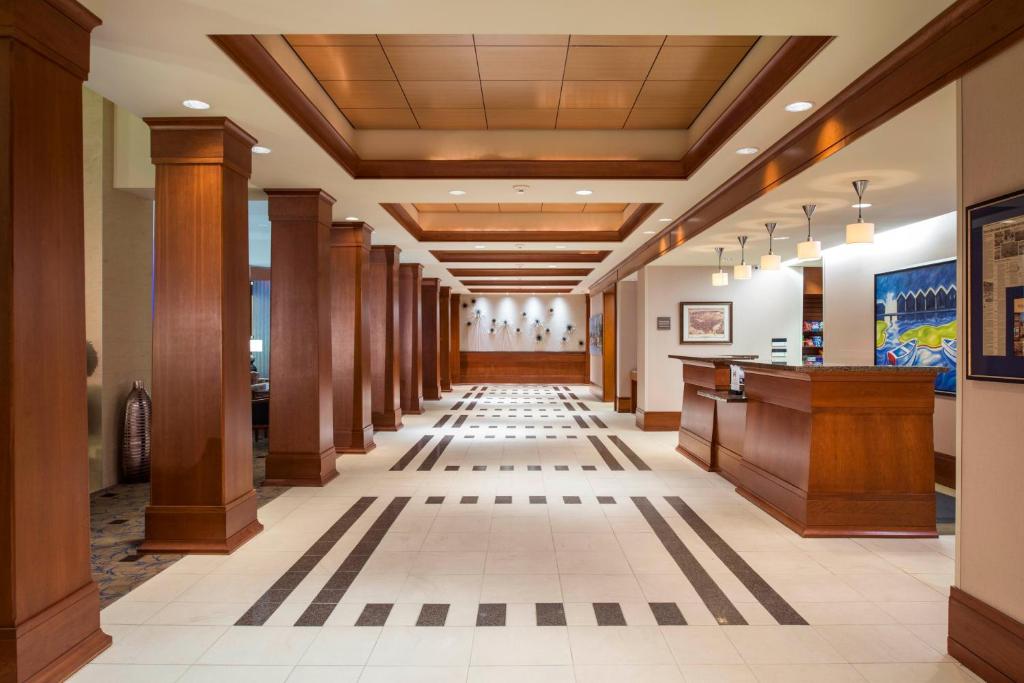 Hilton Garden Inn Portsmouth Downtown - image 6