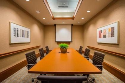 Hilton Garden Inn Portsmouth Downtown - image 8