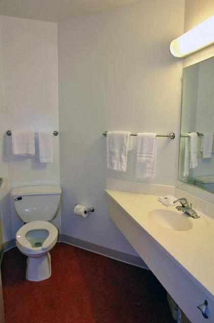 Motel 6-Portsmouth NH - image 3