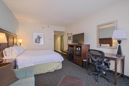 Hampton Inn Portsmouth Central - image 12
