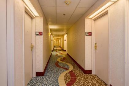 Hampton Inn Portsmouth Central - image 17