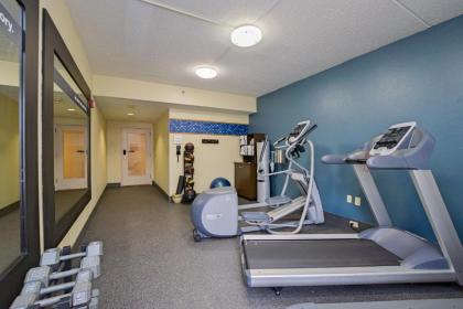 Hampton Inn Portsmouth Central - image 21