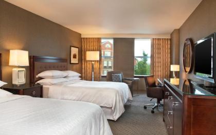 Sheraton Portsmouth Harborside Hotel - image 12