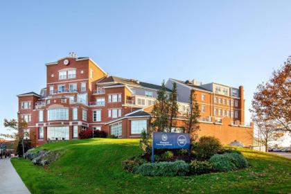 Sheraton Portsmouth Harborside Hotel - image 15