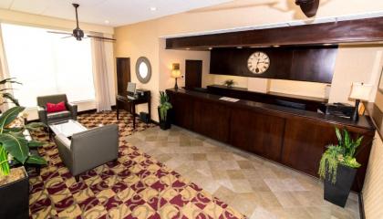 Howard Johnson by Wyndham Portsmouth - image 12