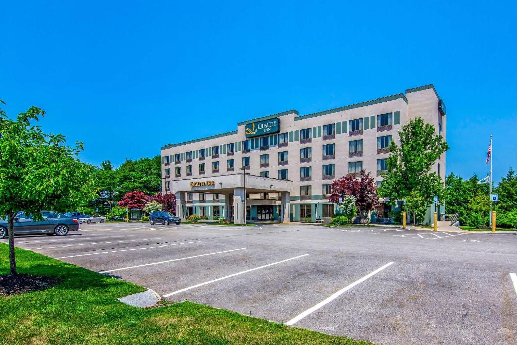 Quality Inn Portsmouth - main image