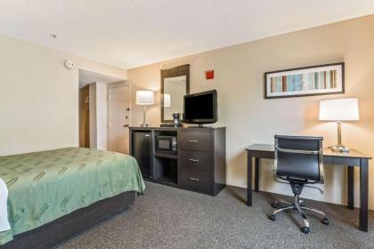 Quality Inn Portsmouth - image 14