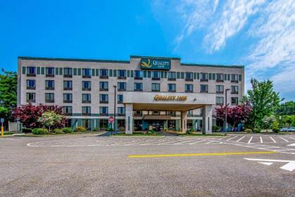 Quality Inn Portsmouth - image 7