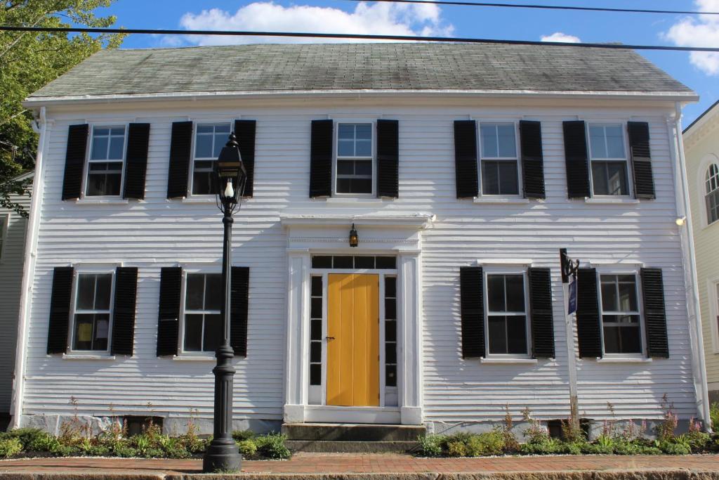 The Sailmaker's House - main image