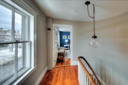 The Sailmaker's House - image 10