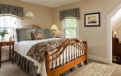 Martin Hill Inn Bed & Breakfast - image 7