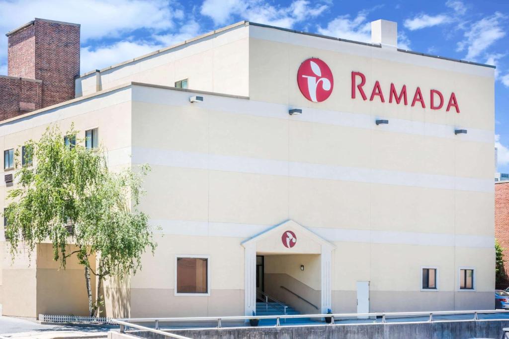 Ramada by Wyndham Pottsville/Frackville - main image