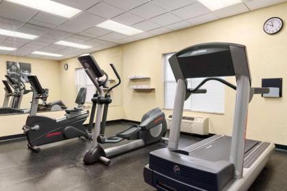Country Inn & Suites by Radisson Frackville (Pottsville) PA - image 12