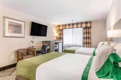 GuestHouse Inn  Suites Poulsbo