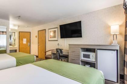 GuestHouse Inn & Suites Poulsbo - image 15