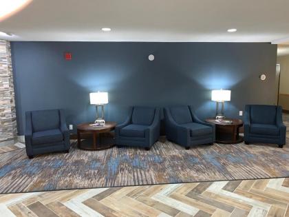 AmericInn by Wyndham Prairie du Chien - image 13