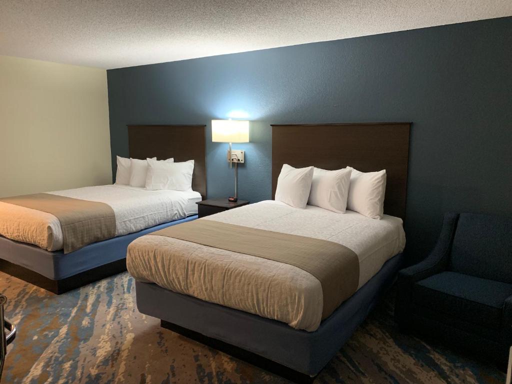 AmericInn by Wyndham Prairie du Chien - image 2