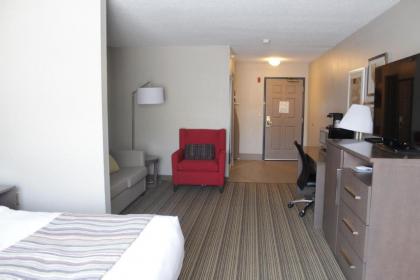 Country Inn  Suites by Radisson Prairie du Chien WI