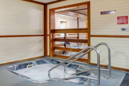 Quality Inn & Suites - image 2