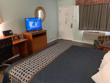 Kansas Inn - image 13