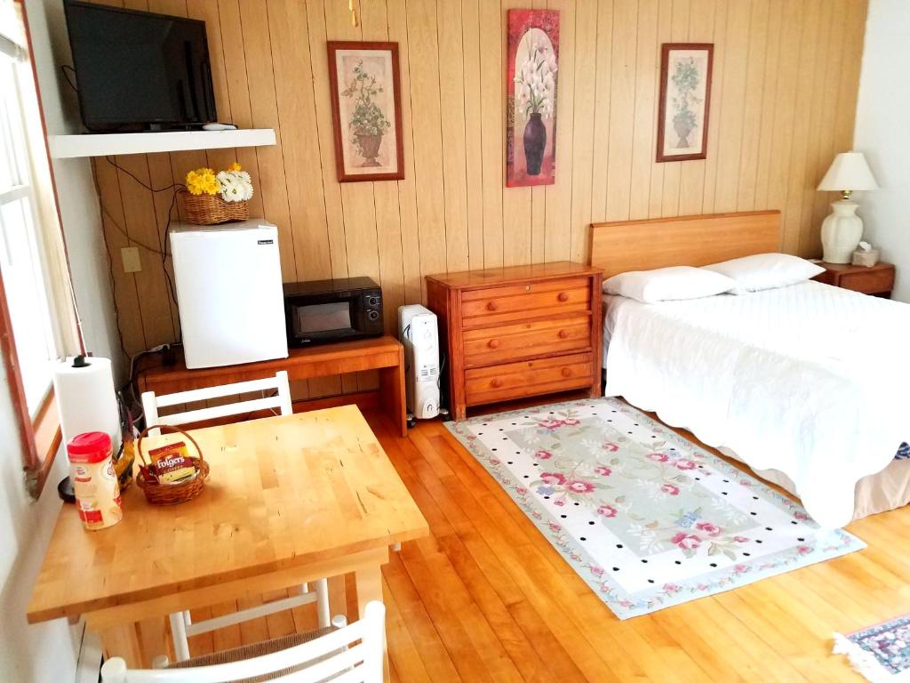 Black Bear Lodge - image 4