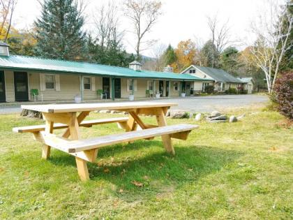 Black Bear Lodge - image 8