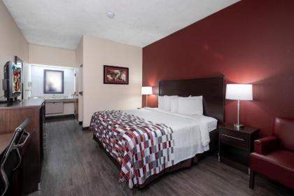 Red Roof Inn Prattville - image 9