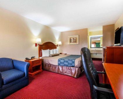 Econo Lodge - Prattville - image 5