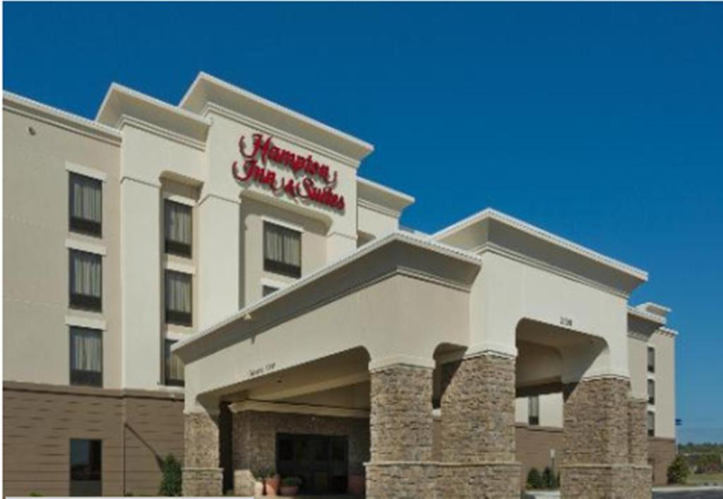 Hampton Inn & Suites Prattville - main image
