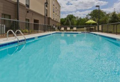 Hampton Inn & Suites Prattville - image 10