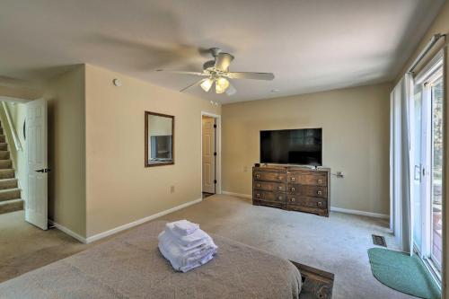 Prescott Cabin with Yard and Deck - 6 Miles to Town! - image 2