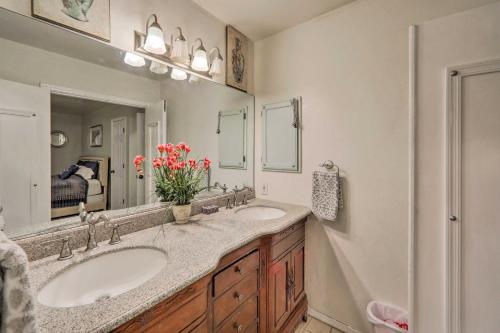 Prescott Home on 3 Acres with Granite Mountain Views - image 3