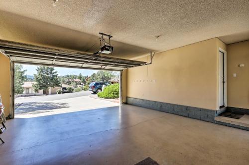 Charming Home about 3 Mi to Prescott Natl Forest! - image 4