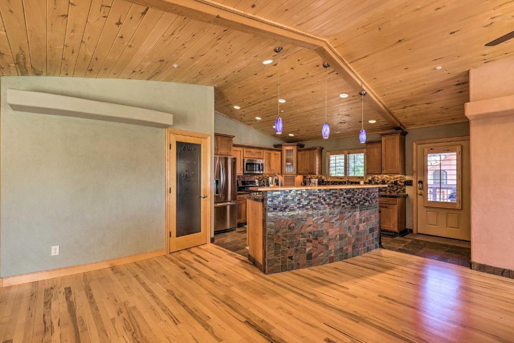 Prescott Home Less Than 5 Miles to Butte Creek Trail! - image 7