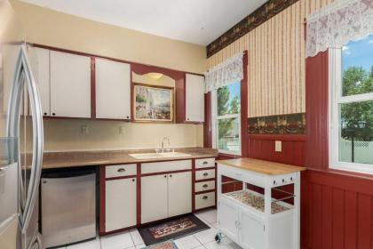 Historic Prescott Home with Yard Walk Downtown! - image 5
