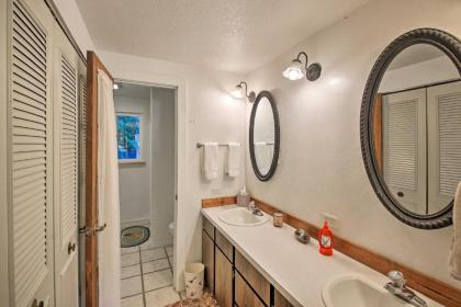 Quaint Priest Lake Cabin with Patio Less Than 1Mi to Lake - image 15