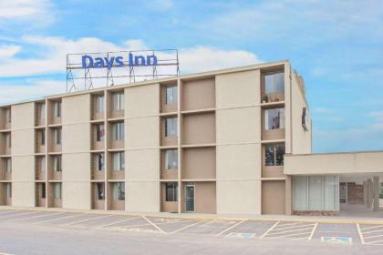 Days Inn by Wyndham Princeton Princeton