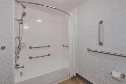 Hampton Inn Princeton - image 5