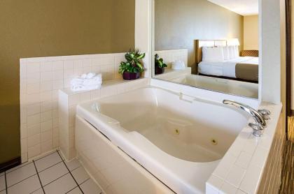 Quality Inn Princeton - image 4