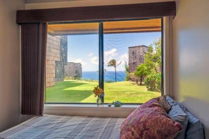 Sealodge F1 - ocean views + ground floor convenience cute inside affordable - image 9