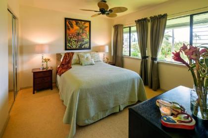 Alii Kai 8H-top floor corner ocean view pool hot tub BBQ free parking - image 6