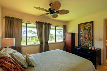 Alii Kai 8H-top floor corner ocean view pool hot tub BBQ free parking - image 7